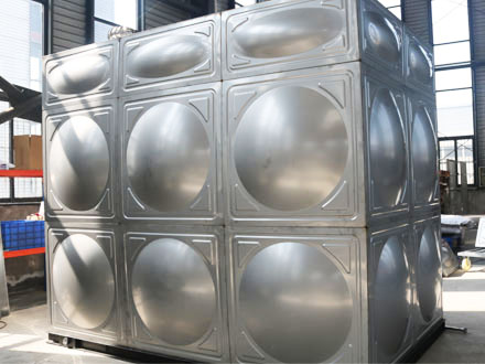 Customized production of stainless steel water tanks in Chengdu Palm Springs International Center